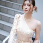 Angela Mei Instagram - 今年もありがとうございました☺️ なんか色々書こうとしたけど小っ恥ずかしくなってきたのと書いてたら何が言いたいかよくわからなくなってきて全消ししました() でも、いい年でした。 来年はもっともっといろんな事に挑戦したい！！ 2024年もよろしくねっ！ これから年越しそばつくる
