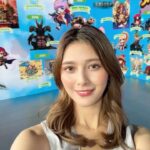 Angela Mei Instagram - #メイプル20周年 記念生配信ありがとうございました︎︎☺︎ めちゃくちゃ楽しかったぁ… たまに思い出す、あの時メイプルで知り合った友達 連絡先はもちろん知らず、あんなに呼んでいた名前すら思い出せないことにモヤモヤしたり。 あの子も、あの子も、みんな元気だといいなぁって心がきゅっとなる 過ごした日々の思い出だけは強く残ってて懐かしくて泣きそうになるの、あの数年間は確かに青春だった いまどうしてるか分からない子がほとんどだけど、変わらず仲良くしてる人達もいます ネットは危ないって本当だし、人も情報も簡単に信じてはいけないけど 心から信頼出来る、十年以上経っても仲のいい友人に恵まれたのはメイプルのおかげです 特別な思い入れのある大好きなゲームの20周年という大切な時を 生配信で少し早めに皆さんとお祝いできたこと、本当に嬉しかったです。おらは幸せもんだ