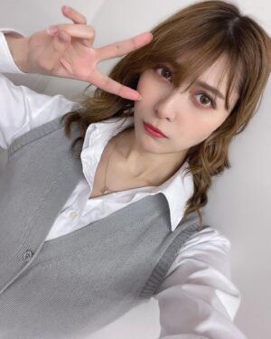 Angela Mei Instagram - 本日はありがとうございました〜！みんなに久しぶりに会えてうれしかっためちゃくちゃ楽しかった！！！
誕生日お祝いしてくれたり誕生日プレゼントもくれたり
みんなの愛たっぷりでうれしかったよありがとう！！！！！！！！
#チェキカメ同好会
