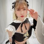 Angela Mei Instagram - アンジェラ芽衣2024生誕限定グッズは 本日5月6日の23:59までっ 初グッズめちゃくちゃ気合い入れて色々作ったのでぜひ手に入れてほしいなあ🥰 ストーリーにリンク貼っとくでっ 👾ブロマイド ec.01familia.co.jp/items/85833348 👾アクリルスタンド ec.01familia.co.jp/items/85833389 👾ニワトリさんアクキー ec.01familia.co.jp/items/85833433