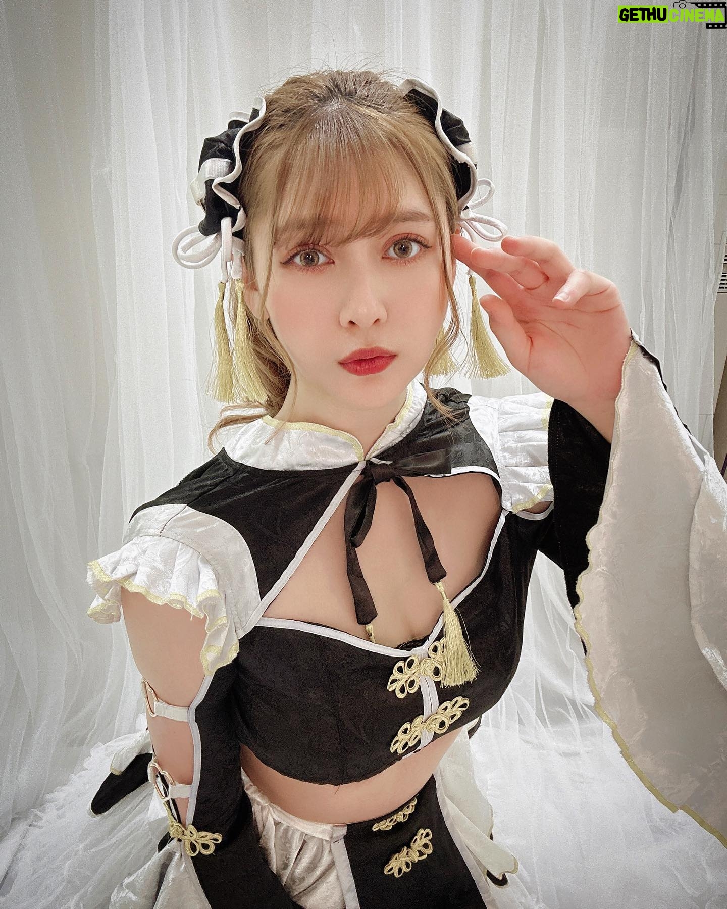 Angela Mei - 10.7K Likes - アンジェラ芽衣2024生誕限定グッズは
本日5月6日の23:59までっ
初グッズめちゃくちゃ気合い入れて色々作ったのでぜひ手に入れてほしいなあ🥰
ストーリーにリンク貼っとくでっ
👾ブロマイド
ec.01familia.co.jp/items/85833348
👾アクリルスタンド
ec.01familia.co.jp/items/85833389
👾ニワトリさんアクキー
ec.01familia.co.jp/items/85833433