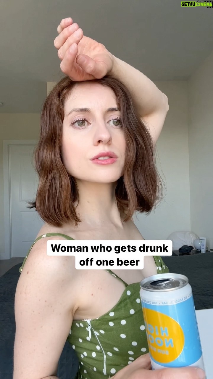 Angela Petruzziello Instagram - …she’s fun. #comedy #drinking #beer #women