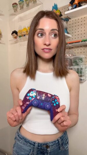 Angela Petruzziello Instagram - Guys! @oneoffctrl made me this cool custom controller!  They are awesome and can customize in anyway you want.  Go check them out 🙂

Also…I guess this means I play video games now…

Gamer husband vocals by @randyramosjr

#gaming #gamer #videogames #playstation #gamingcontroller