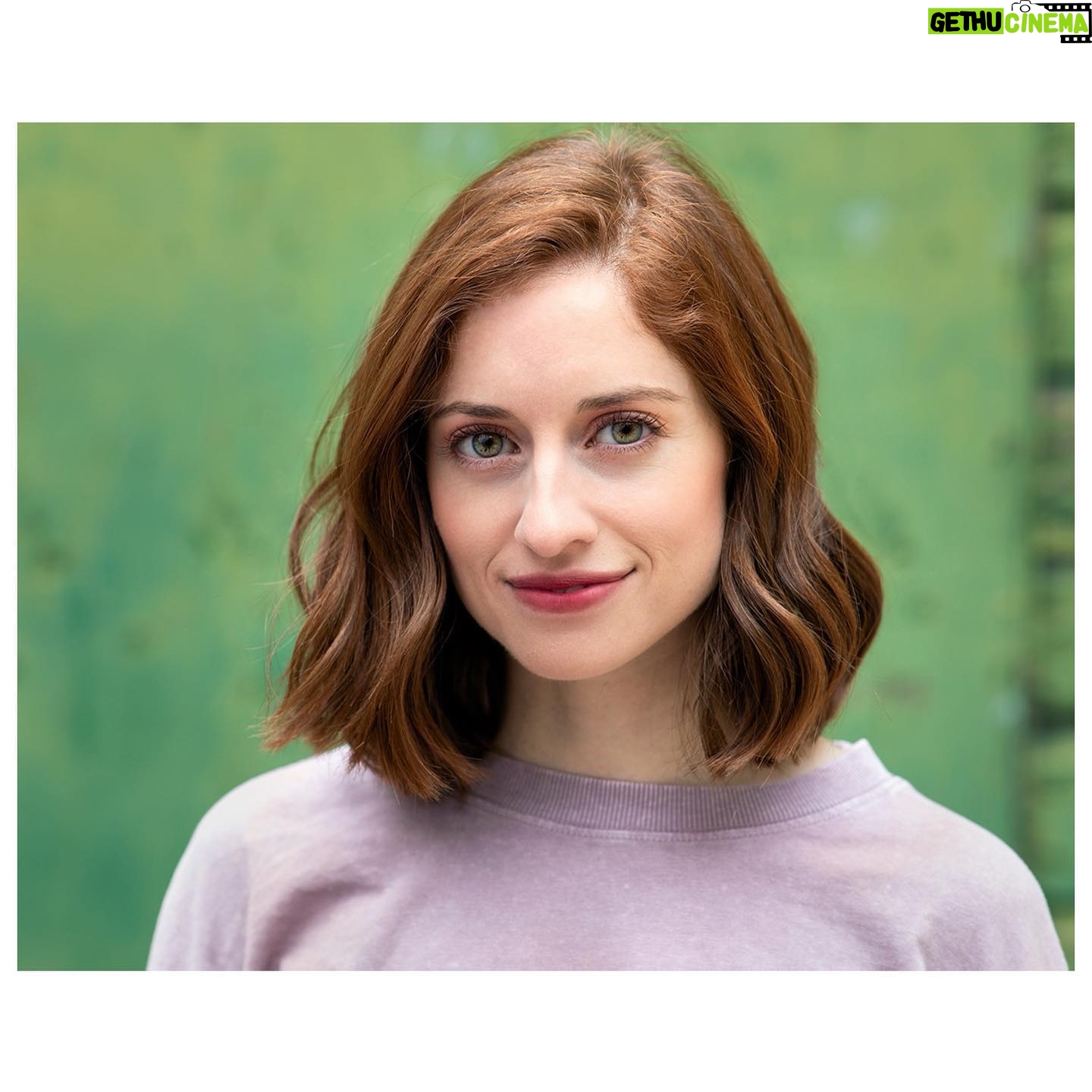 Angela Petruzziello Instagram - Happy to have friends like @ryanjamesmetcalf who can literally do anything. Thank you for these updated shots of me! πΈπ . . . . . . #actor #actorslife #film #tv #ny #la #writer #creator #redhair