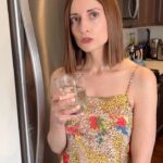 Angela Petruzziello Instagram – Like I would ever refill the Brita. I’m not a gd peasant. 

vocals by @randyramosjr 

#comedy #acting #actor #comedyskit #igskit #reelskit #marriedlife