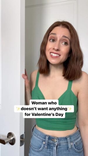 Angela Petruzziello Instagram - Anyone else think the ending gives Todd from Wedding Crashers? 😅

#comedy #marriedlife #married #valentinesday