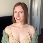 Angela Petruzziello Instagram - 🙄 #comedy #comedyskit #skit #dating #relationships #cougar voice by @randyramosjr