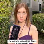 Angela Petruzziello Instagram - “Did I tell you I got a Tesla though?” #comedyskit #skit #tesla #actor #acting