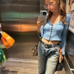 Angela Sarafyan Instagram - 🤳