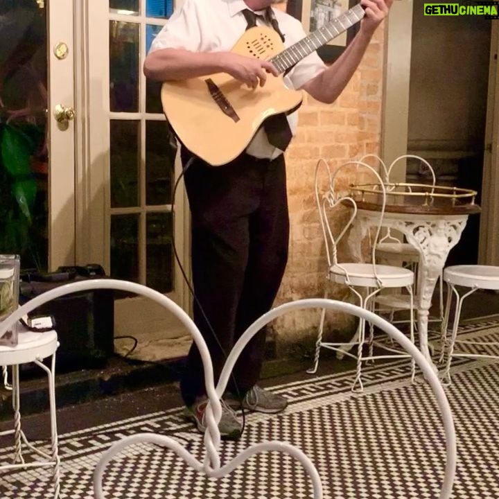 Angela Sarafyan Instagram - A door into my world ... Flowers, a funny clown, an artist painting, my knee making a cracking sound when I plie, and a sweet guitarist playing in the end๐ธ๐