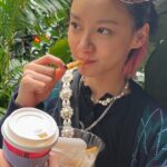 Angela Yuen Instagram - 在台有什麼煩心事 去吃一頓早餐就搞定 好像是