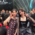 Angela Yuen Instagram - 這是超級延期金像獎post 因為最近真的忙到呼吸也要輕輕的才能保留體力保住小命 🫠 1. 很高興可以跟光漢頒獎！ 2. 遇到 Angelababy me be like: 😵‍💫😵‍💫😵‍💫 3. 我全晚都好開心好開心，翌日要開 05 但都不捨得回家 4. 如果可以，下年再見 🩵