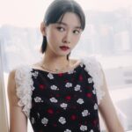 Angela Yuen Instagram - 金像獎的意義在提醒著你 世界也許不會懲罰夢想的 所有得獎者的感言不是浮華的辭藻，而是larger than human的、真實的血跟汗 感謝 CHANEL 的頂級珠寶、禮服、彩妝和香水 你們從當年還沒有任何成績的我一直支持至今天 賦予我勇氣成為一個自由的表演者 ❤️‍🔥 是晚充充電，然後便要繼續往前！！ @chanelofficial @chanel.beauty #CHANELHighJewelry #CHANELWatches #CHANELFragrance #CocoMademoiselle