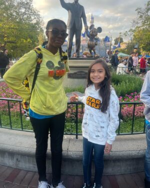 Angelee Vera Instagram - I’m so grateful for moments like this. Thank you all for your support!!!!!🥰🥰🥰🥰🥰🥰