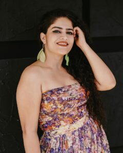 Actress Angelina Lysen HD Instagram Photos and Wallpapers August 2021