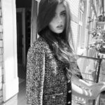 Angelina Jordan Instagram - 🖤🤍