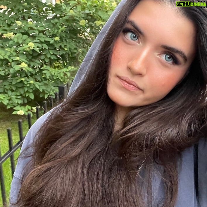 Angelina Jordan Instagram - Sending all my love to you guys🥺🫶🏻