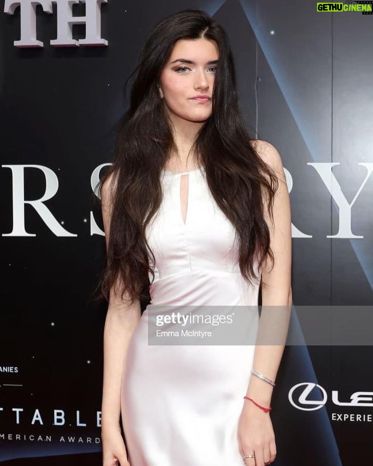 Angelina Jordan Instagram - Thank you so much @character.media for having me at the Unforgettable Gala! ❤️