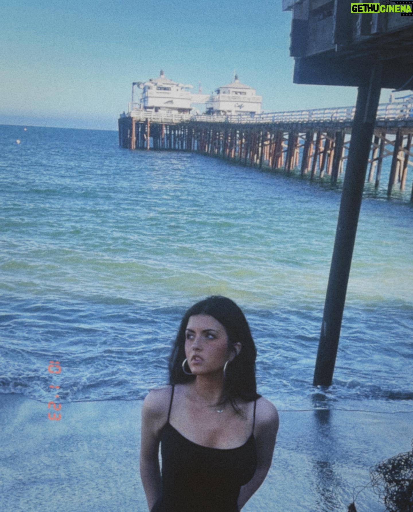 Angelina Jordan - 3 Likes - If u feel alone, I’ll be here for u🖤