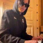 Angelina Jordan Instagram - Walking away @craigdavid #fyp #music #rendition #viral