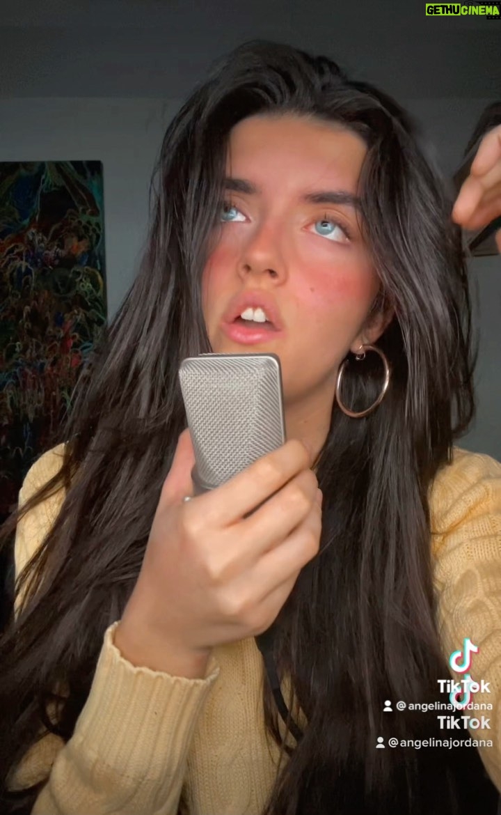 Angelina Jordan - 17.4K Likes - Video games🖤