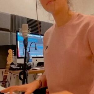 Angelina Jordan Instagram - Guess what I’m playing?🎼✨❤️