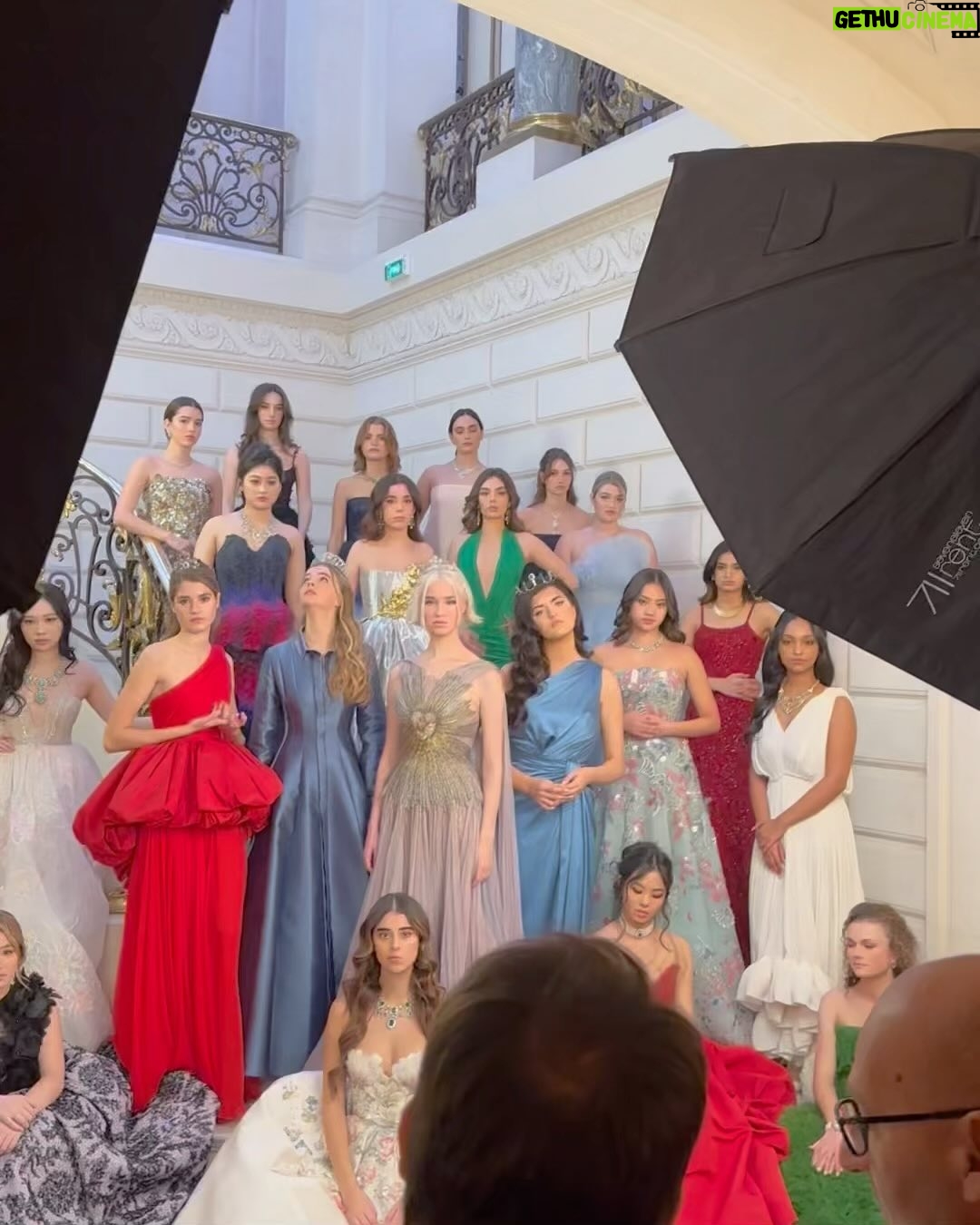 Angelina Jordan - 3 Likes - Le Bal 2023✨🧚♀️👑what an absolute honor to be part of this special night in Paris. Feel truly so blessed, to be connected with lovely people through my music. I want to thank especially Ophélie Renouard for having me, she is the magic behind @lebal.paris and her wonderful team❤️ thank you to @dolcegabbana and @vmusejewelry a real dream team🙏🏻