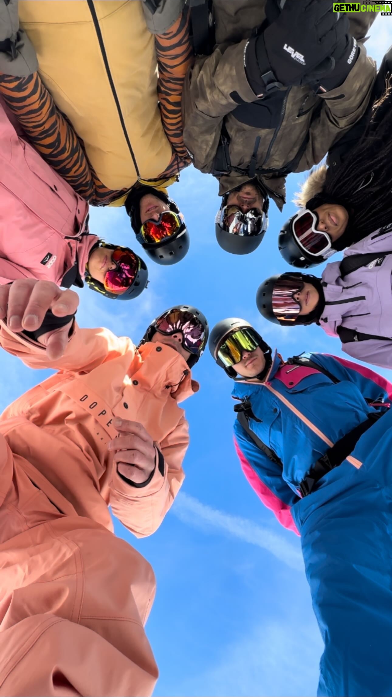 Angélique Mastio - 4K Likes - Winter Gang ❄️🚠⛷️ @morzineofficiel