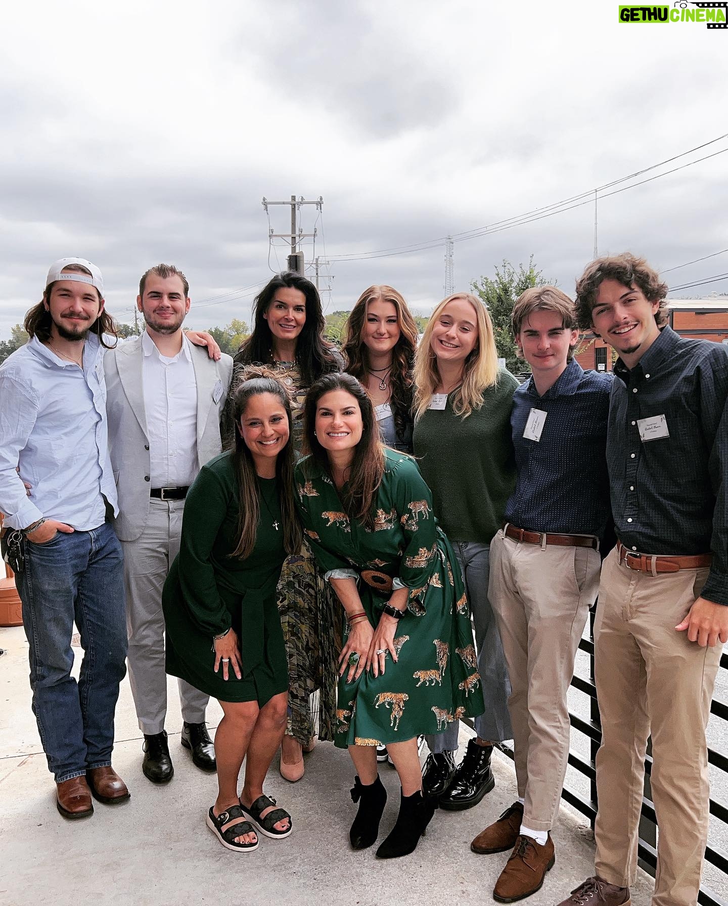 Angie Harmon Instagram - So honored to be at the @emeraldschoolofexcellence luncheon celebrating these amazing kids! @emeraldschoolofexcellence is a private, non-profit high school that supports and educates young people in recovery from mental health and substance use & struggles to earn their HS diploma. The 1st in the Carolinas, one of the largest recovery High Schools in the country. These kids have shown the greatest amount of strength, courage & dedication imaginable! IT IS TRULY A GIFT TO THESE FAMILIES!! contact maryf@emeraldschool.org to know more. Recovery is an upgrade :)β€οΈππΌππΌβ€οΈ #blessed #grateful #impressed