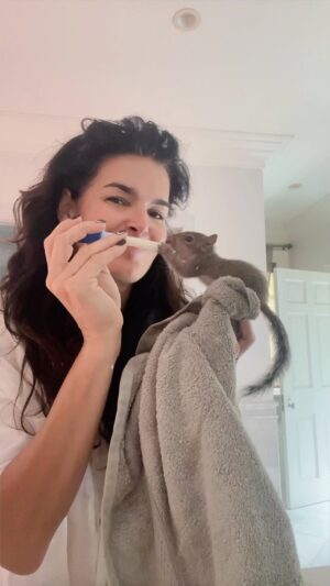 Angie Harmon Instagram - Squirrel moms are GANGSTER! I need more paws, more hair & more sleep! 😂❤️🐿️🍼