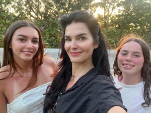 Angie Harmon Instagram - Well THAT was FUN!! 🌞🌴🌊🐠🦀🌅❤️
Cheers to our final spring break together, Ave! We definitely made it a good one! Love y’all sooo much!!