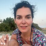 Angie Harmon Instagram – That’s that FUN filter! 🌞🏖️🌊👙🐚

Spring break 24 at 51