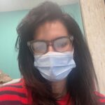 Angie Harmon Instagram - At the doctors office. I think. 😷🤔😶‍🌫️🌫️😂 #blessed #grateful #icantsee