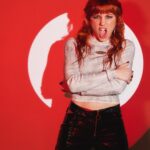 Angy Fernández Instagram - Sé quién soy YA DISPONIBLE EN TODAS LAS PLATAFORMAS!!!!!❤️‍🔥❤️‍🩹 @sonymusicspain @dinomedanhodzic #thomasgson Thanks @sanchezohlsson por impulsarme, junto a @tomylimeres 💙 Gracias @cesar_grooveart por tu profesionalidad Gracias @laiapratsx y @elenaruedal por vuestras voces :) Gracias @vicvandekamp por el vídeo 👁️ y a @_luluperez_ y @dannizu por ponerme guapa 🌹 Gracias a todxs por escucharla🤘🏻