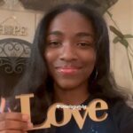 Aniela Gumbs Instagram - PSA “Check In” Don’t let a bad situation sit on your heart. Let someone or a love one know you need help! Life can be challenging but you don’t have to go through it alone !#ThankfulForMyParents #TrueFriends #StopBullying #StopHateCrimes #therapy @greysabc #greysanatomy #zola #anielagumbs #like #comment #follow #love