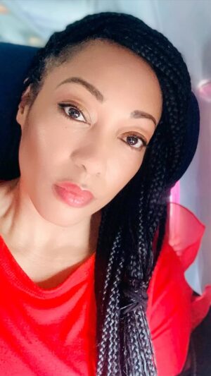 Anika C. McFall Instagram - Who says you can’t have it both ways ♊️…

Keeping life Simple yet Spicy in my 
BIG BOSS 🦾 ~ SOFT GIRL ERA 💅🏼
“ L💙VE Being A Girl” 🎶 

#WonderWoman #Finerwomanhood #anikamcfall #gemini #muse #funnygirl #boss 
#actress #producer #writer #blessed
#catchonorcatchup
When you find a good lighting source, why not snap 🤭😩😩