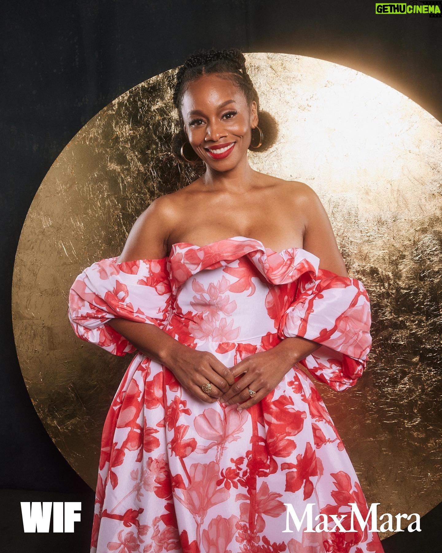 Anika Noni Rose Instagram - Easing back out here. Thank you @womeninfilmla (& @maxmara) for another great pre-Oscar celebration! Phenomenal frock!! @kikavargas_ (I love it! I want to marry it!) @kikavargas_ (You’re phenomenal) Earrings: @sterlingforever Ring: @catherineweitzman Shoes @sam_edelman Styled by: @jasonrembert Asst: @chaquita_bee Face @meccadickerson Hair @cynthiaglam Easing back into the world and tipping back on social media. I owe you all some thank yous and I have not forgotten! 💋 More pics soon #oscarSeason #KikaVargas #Fashion #Glamour #WIF #OldSchoolGlam #SamEdelman #JasonRembert