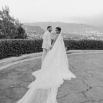 Anika Noni Rose Instagram - If there’s one thing you can expect from the wedding of a Tony Award-winning singer and her music-loving husband, it’s great music. 🎤And that’s exactly what @anikaaroundtheworld and @jasondirden's ceremony and reception delivered. Check out all the details from their big day in The Music Issue at the link in bio. 📷: @adonyejaja 🎥: @elysiumweddings 💐: @offerings.co 👗: Gbemi Okunlola of @alonuko_bridal 👰‍♀️: @anikaaroundtheworld 🤵‍♂️: @jasondirden