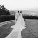 Anika Noni Rose Instagram - The Music Issue is here, and actress, vocalist, and Tony Award-winner Anika Noni Rose, who voiced Disney’s Princess Tiana in "The Princess and the Frog," is Brides latest cover star! 🎶 @anikaaroundtheworld and @jasondirden kept their relationship quiet for years—until now, neither have publicly announced that they were dating, let alone engaged or married!💍 Find all the details from their colorful wedding in Los Angeles and read all about their love story in our digital issue at the link in bio. 📷: @adonyejaja 🎥: @elysiumweddings 💐: @offerings.co 👗: Gbemi Okunlola of @alonuko_bridal 👰‍♀️: @anikaaroundtheworld 🤵‍♂️: @jasondirden