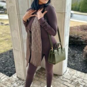 Anila Sajja Instagram - When in doubt? 👜 it out! @ysl @normakamali 

#Married2Med #AnilaSajja