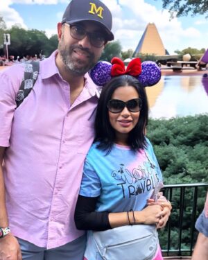 Anila Sajja Instagram - So many things to CELEBRATE 🎉🥳 OUR Anniversary 🧿, Easter🐣weekend, the best Disney VIP tour guide!, & family time …. What a MAGICAL 🪄trip! 🧚‍♀️💫 @kiransajja_md 
.
#anilasajja #contentcreator #waltdisneyworld #epcotflowerandgardenfestival #hollywoodstudios #disneytrip #easterweekend #thesajjafamily #drkiransajjamd #oculofacialplasticsurgeon
