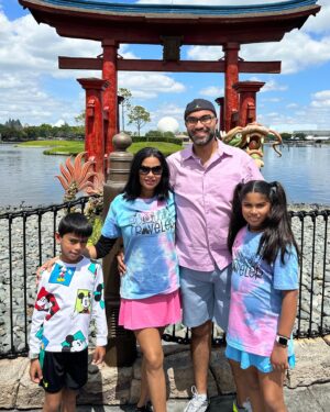 Anila Sajja Instagram - So many things to CELEBRATE 🎉🥳 OUR Anniversary 🧿, Easter🐣weekend, the best Disney VIP tour guide!, & family time …. What a MAGICAL 🪄trip! 🧚‍♀️💫 @kiransajja_md 
.
#anilasajja #contentcreator #waltdisneyworld #epcotflowerandgardenfestival #hollywoodstudios #disneytrip #easterweekend #thesajjafamily #drkiransajjamd #oculofacialplasticsurgeon