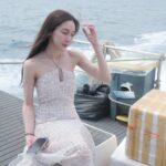 Anis Suwit Instagram - เรือเร็ว เร็วจนผมปลิว 🚢🌺😚 @seudamgo