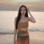 Anis Suwit Instagram - End of summer 🌅