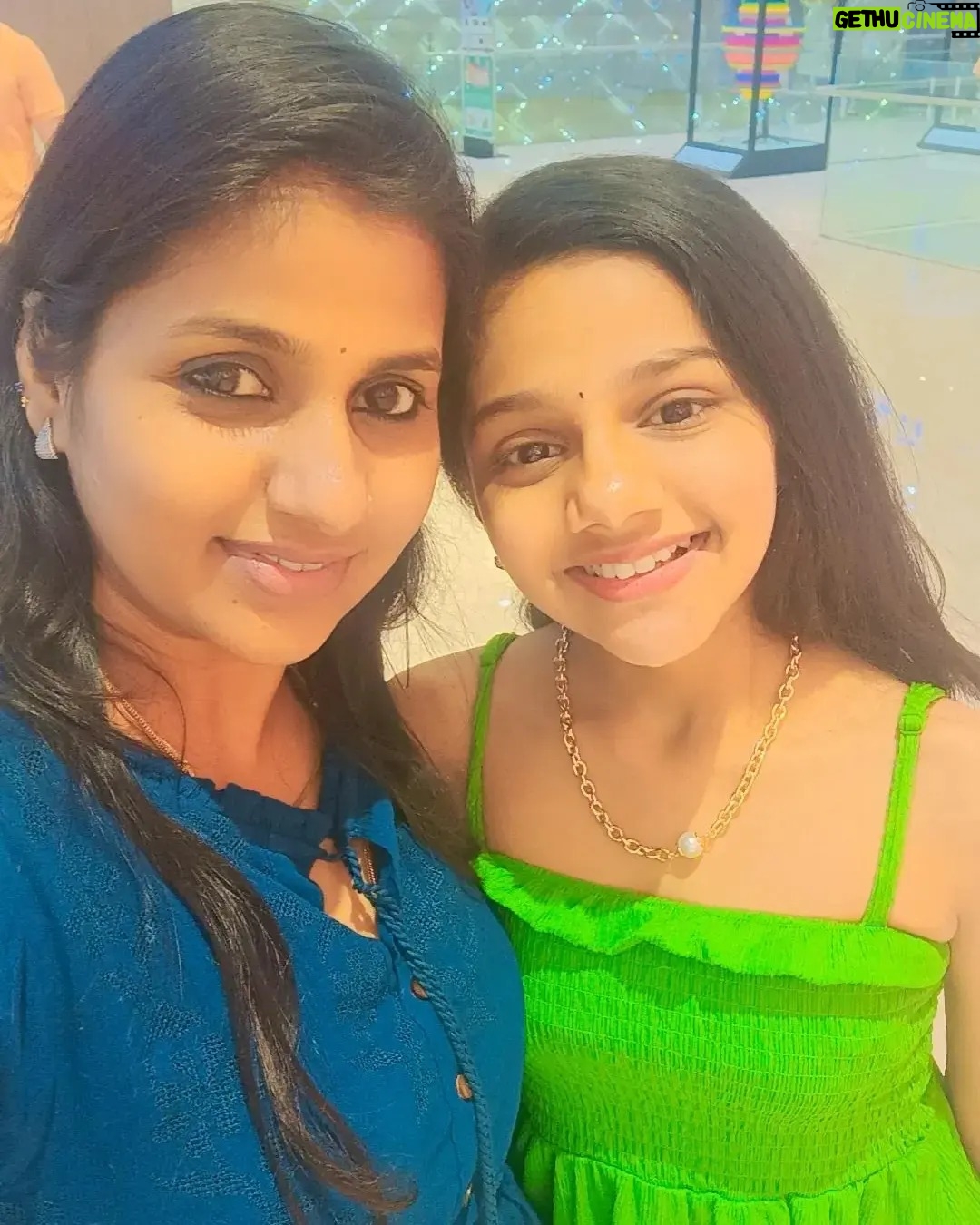 Anjali Manasvi - 1.2K Likes - Happy daughters day en thanga ponne😍