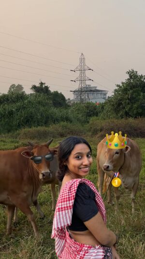 Anjana Mohan Instagram - പശു ഒരു ഭീകര ജീവി അല്ല.🐄🐮
.
Script,Direction,camera @abhijithretouch 
.
#reels #reelsinstagram #animal
#funnyvideos #cuteanimal
#funnyanimal