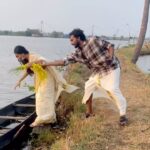 Anjana Mohan Instagram - Vishu shoot bts Direction - @vampire_1890 . #vishu #vishubts #bts #fun #happybirthday #brothersister #reels #anjanamohan