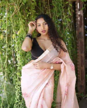 Anjana Mohan Instagram - #trending #viral #instagram #love #explorepage #explore #instagood #fashion #follow #tiktok #like #likeforlikes #followforfollowback #photography #india #trend #instadaily #memes #music #style #trendingnow #reels #foryou #likes #photooftheday #model #beautiful #bollywood #bhfyp #insta