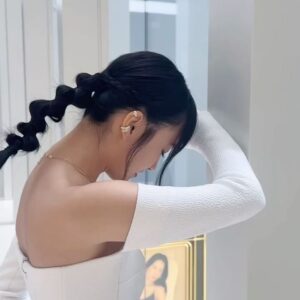 Anjaylia Chan Instagram - 第一段片有人聽到我在説甚麼嗎？ 😂 (一大早的，地面似乎剛打完臘 ✨） . Stylist @june___chow ； Dress @emiliawickstead Accessories @swarovski #swarovskihk Heels @louboutinworld Make up @meeganmakeup ; Hair styling @jamieleehair @hola.hair.pets