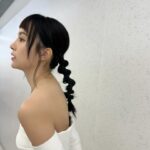 Anjaylia Chan Instagram - 第一段片有人聽到我在説甚麼嗎？ 😂 (一大早的，地面似乎剛打完臘 ✨） . Stylist @june___chow ； Dress @emiliawickstead Accessories @swarovski #swarovskihk Heels @louboutinworld Make up @meeganmakeup ; Hair styling @jamieleehair @hola.hair.pets
